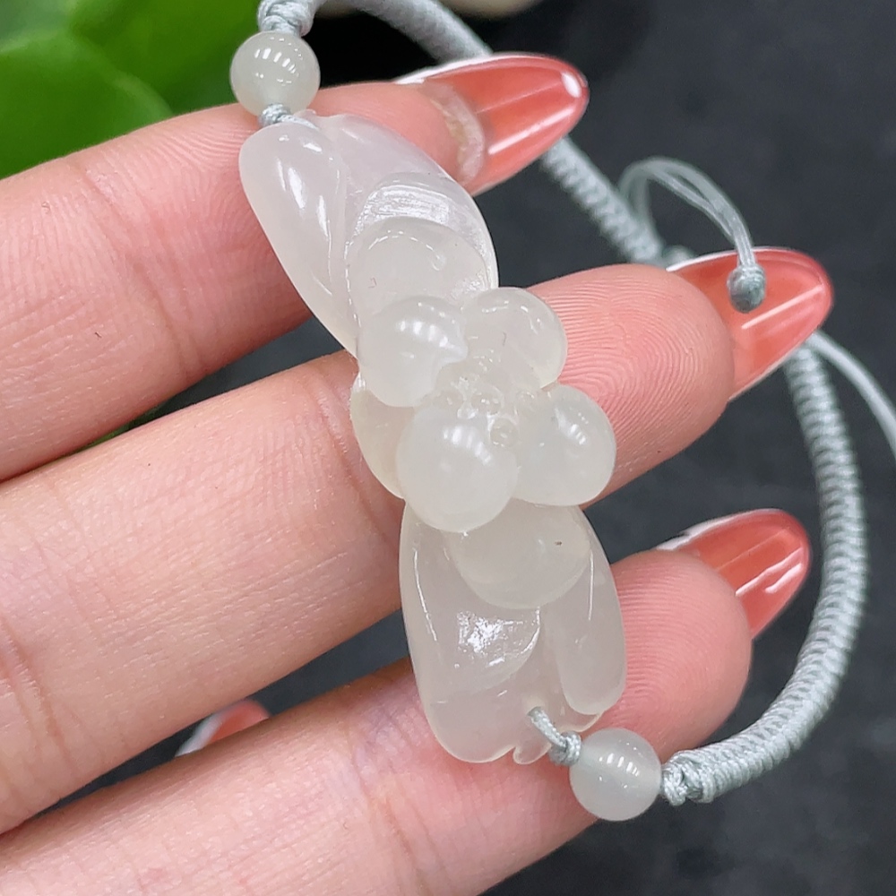 H34961067 Hetian Jade Lotus Hand Plate