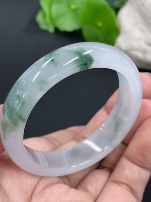 F42952650 翡翠正圈手镯 货品总重约37g 47圈口