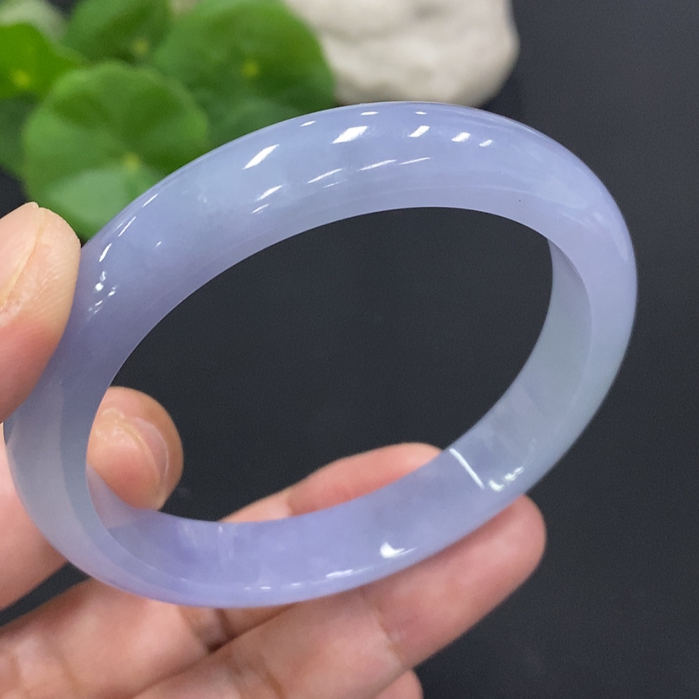 F32742317 Jadeite round bracelet size 55.6 total weight about 40.6g