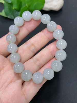 F46594779 翡翠手串 货品总重量约45.9克 卡11.3mm左右