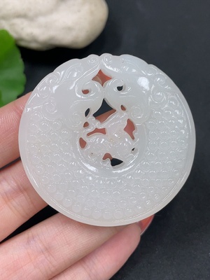 H34062103 Hetian Jade Pendant - Auspicious Beast Ring - Total Weight Approx. 35.7g