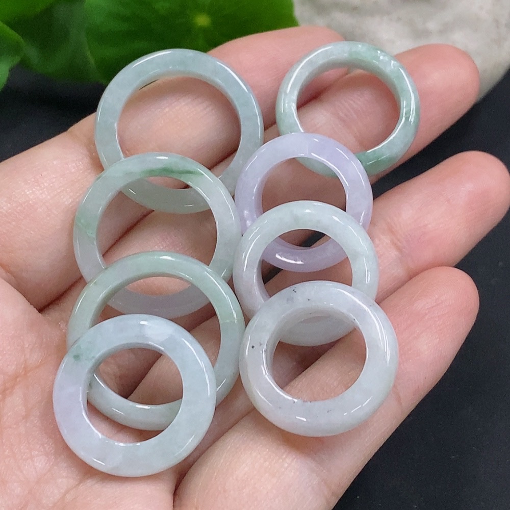 F34962127 Jadeite Pendants Sell as a Lot