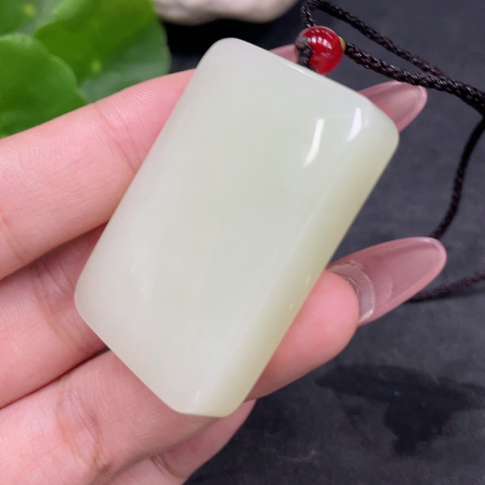 H33925035 Hetian Jade Pendant - Plain Pendant