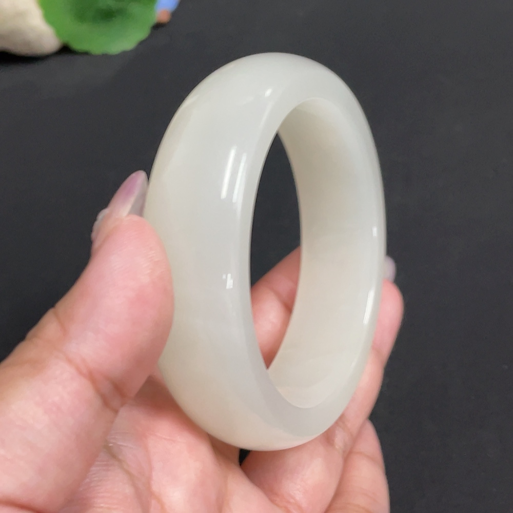 H34972161 Hetian Jade Round Bracelet Size 57.2 Total Weight Approx. 89.7g