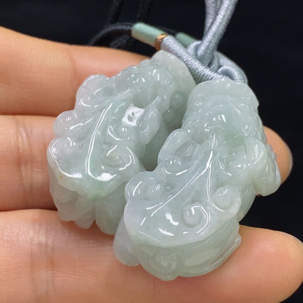 F33834593 Jadeite Pendants Sell as a Lot