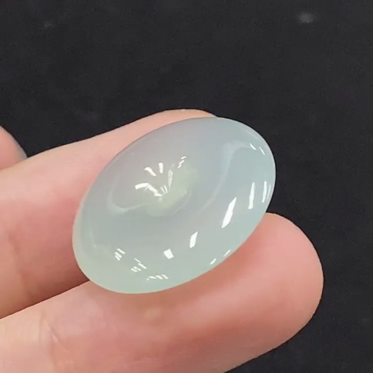 F34028151 Jadeite Safety Buckle Pendant, Total Weight Approx. 4g