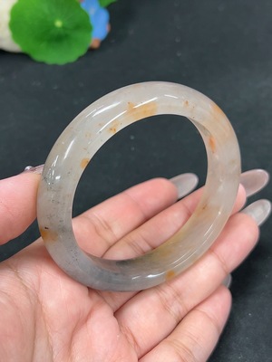 H41938863 非洲翠(独龙玉)正圈手镯 圈口56.8 货品总重约52.4g