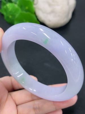 F46485614 翡翠正圈手镯 圈口56.5mm 货品总约重71顾