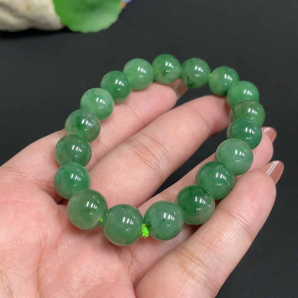 H34073850 African Emerald (Dulong Jade)