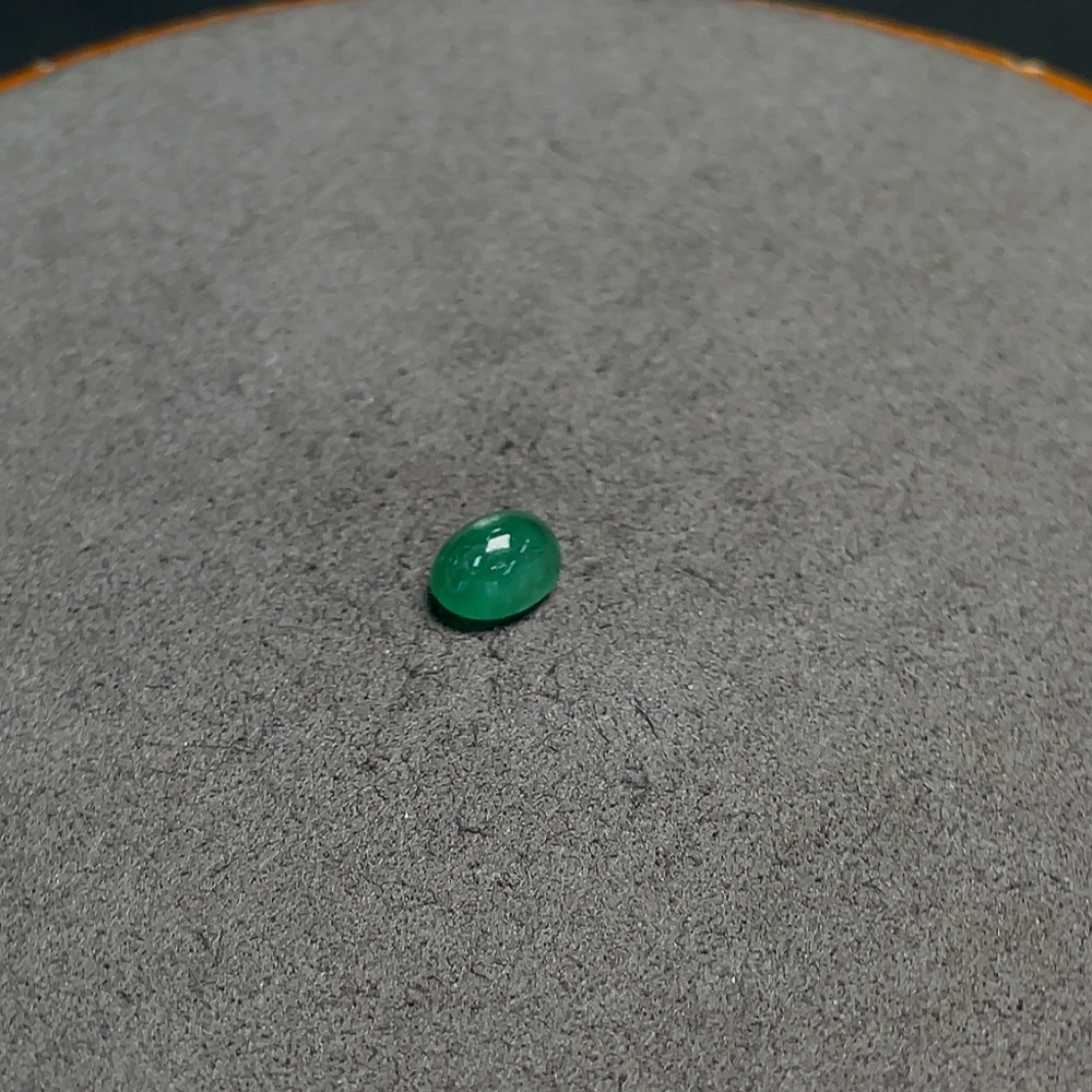 C34008552 Emerald rough stone clarity enhanced total weight approximately 1.41 carats