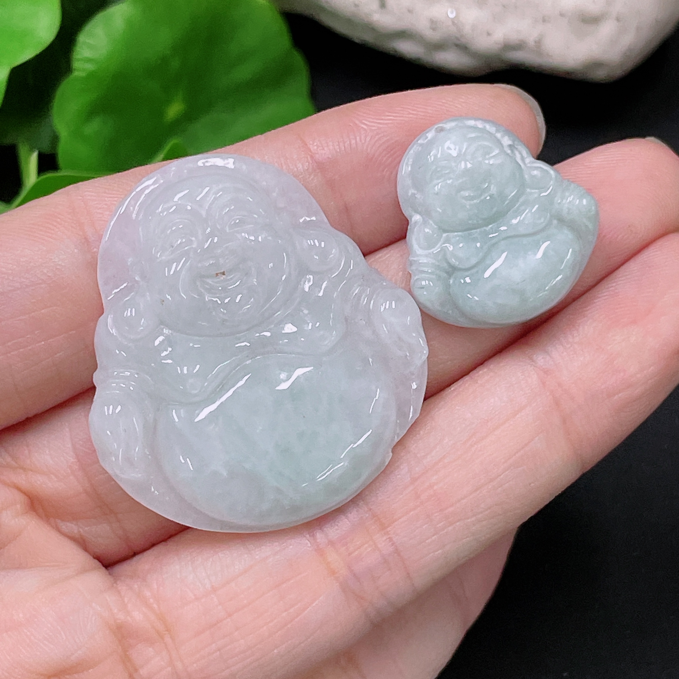 F33892350 Jadeite Pendants Sell as a Lot