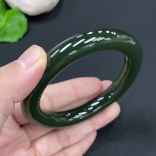 H29324333 Hetian Jade Round Bangle Size 55.2 Total Weight Approx. 56.8g