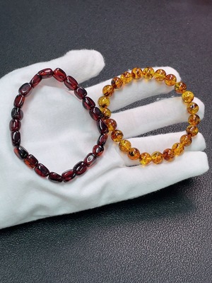 C34006984 Amber Beeswax Bracelet Total Weight Approx. 13.49g Sell as a Lot