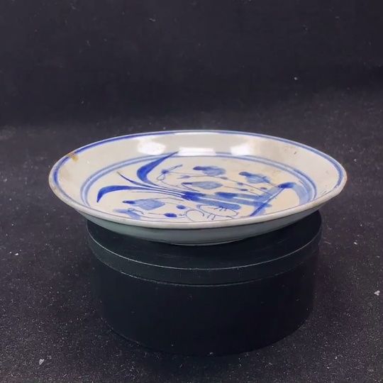 W30474765 Porcelain, Mint Condition, Small Kiln Blue and White Plate (Subject to Actual Item)