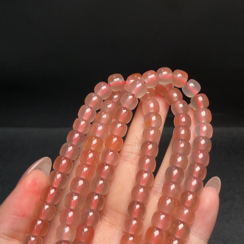 C34008030 South Red Agate Bead Strand with Visible Organic Matter, Total Weight Approx. 88.85g, Size About 7.9mm