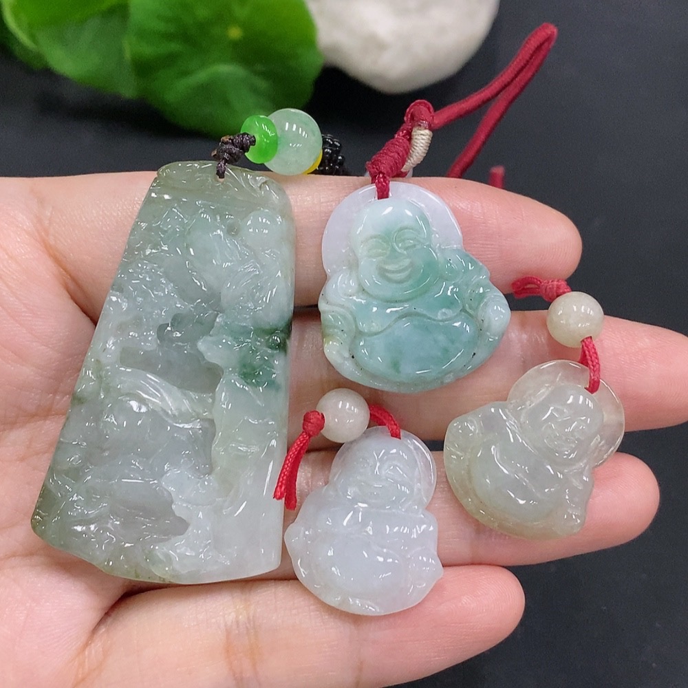 F34961446 Jadeite Pendant Sell as a Lot with Beads Non-Jadeite