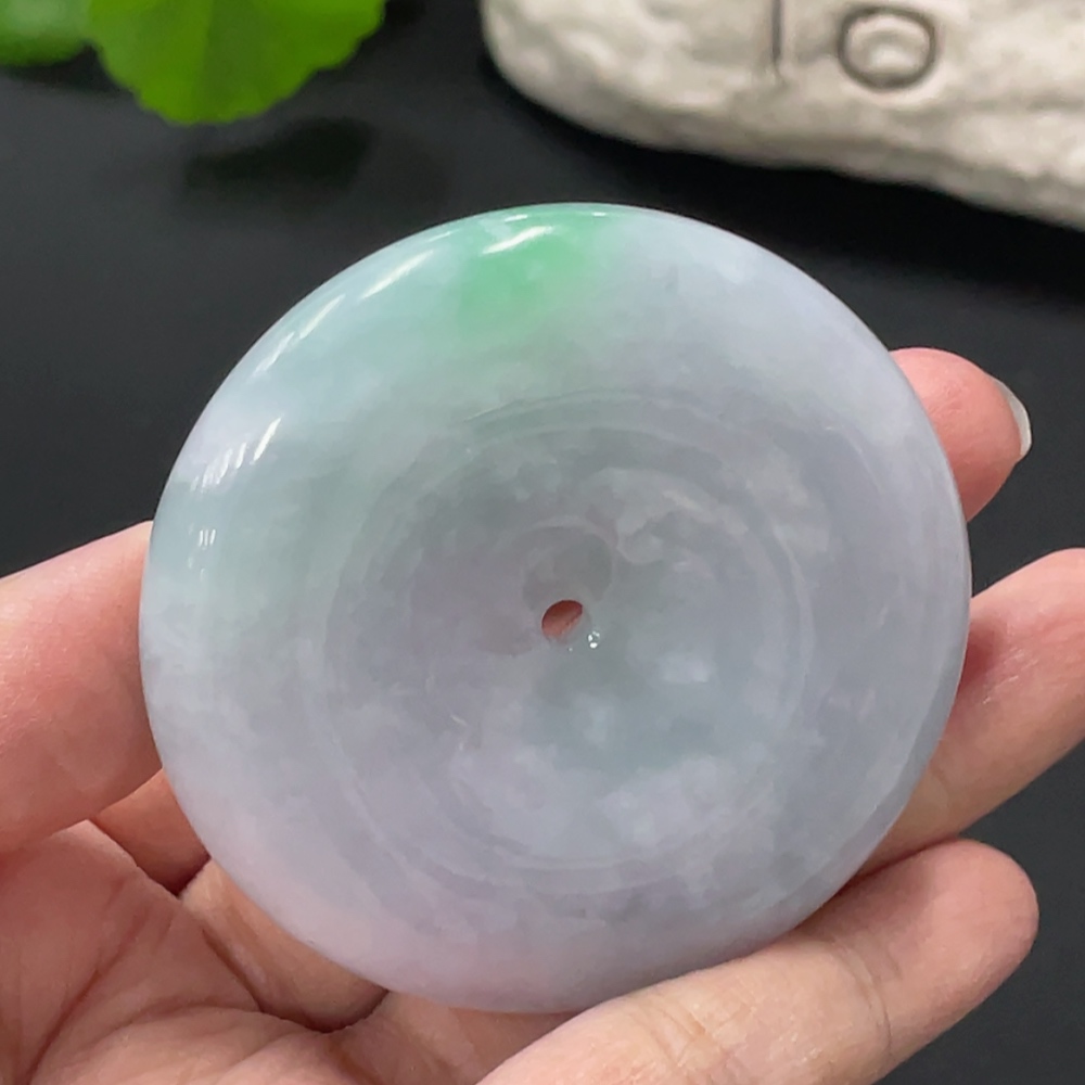 F33874347 JadeitePeace Pendant