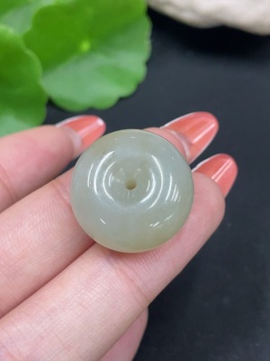 H34017337 Hetian Jade Pendant, Peace Buckle, Total Weight: Approx. 8.9g