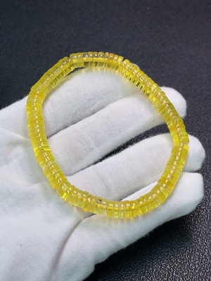 C33851597 Amber Beeswax Bracelet Total Weight Approx. 6.84g Size About 6.6mm