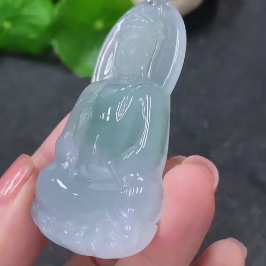 F34075855 Jadeite Pendant Guanyin with 18K Gold and Diamond Accents, Total Weight Approx. 21.16g