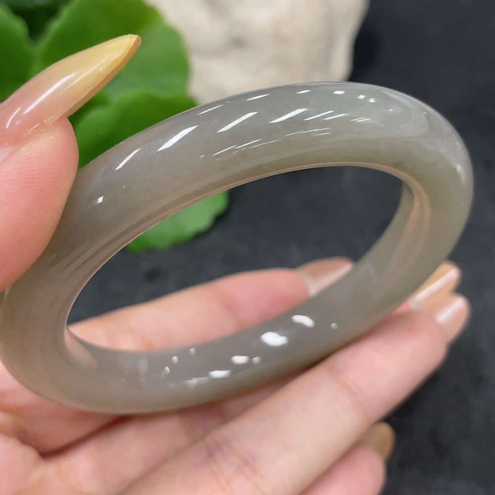 H32777594 Hetian Jade Round Bracelet, Size 54.7, Total Weight Approx. 51g