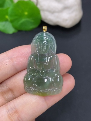 F46597619 翡翠观音挂件 扣头18K金 货品总重约3.6克