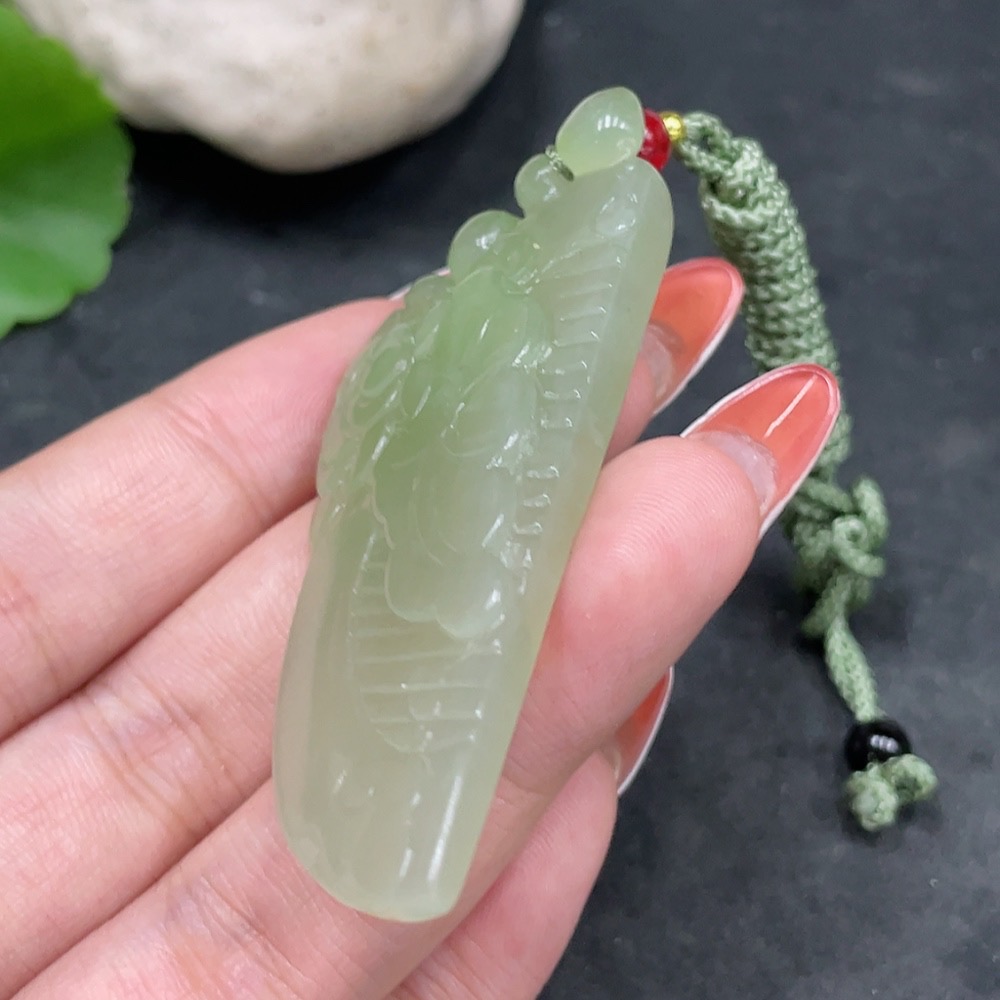 H34015956 Hetian Jade Pendant Comb