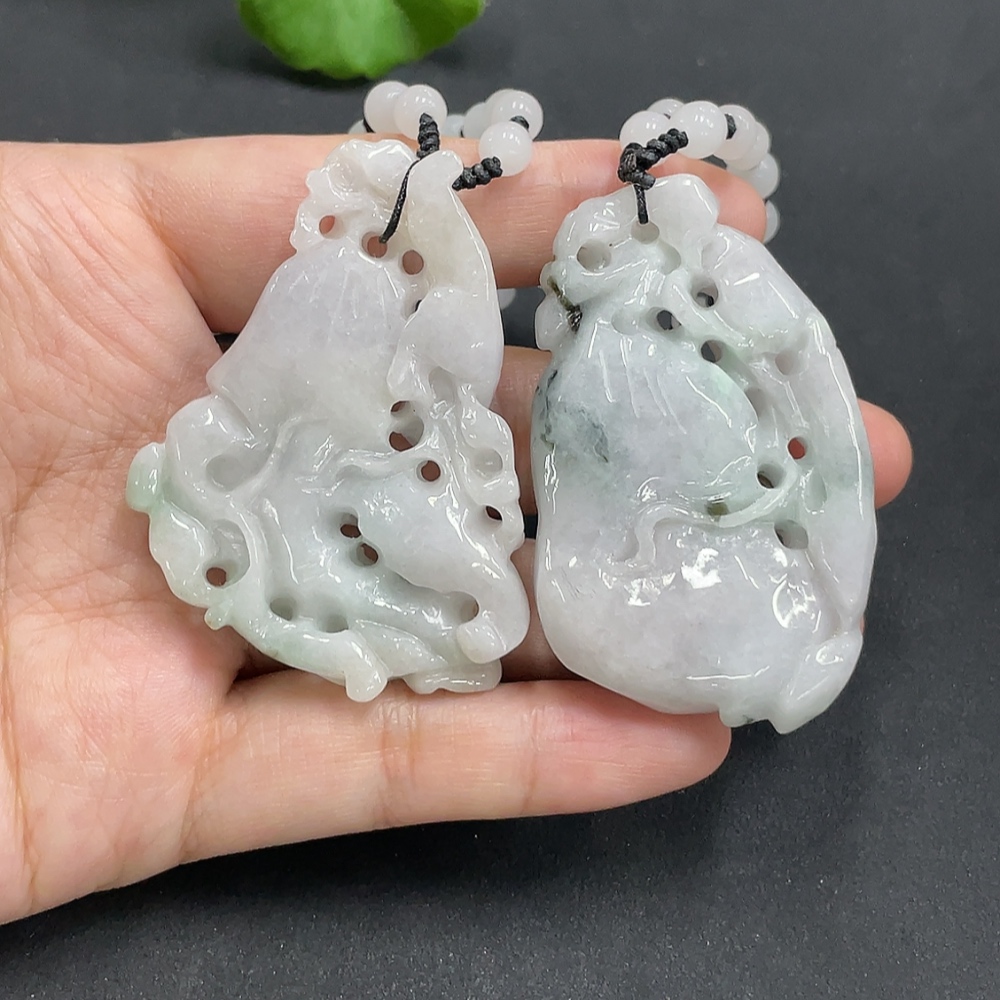 F07337336 Jadeite Pendants Sell as a Lot
