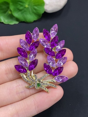 F32724520 Jadeite Cabochon Inlaid Brooch Non-Gold Inlaid Total Weight Approx.11g