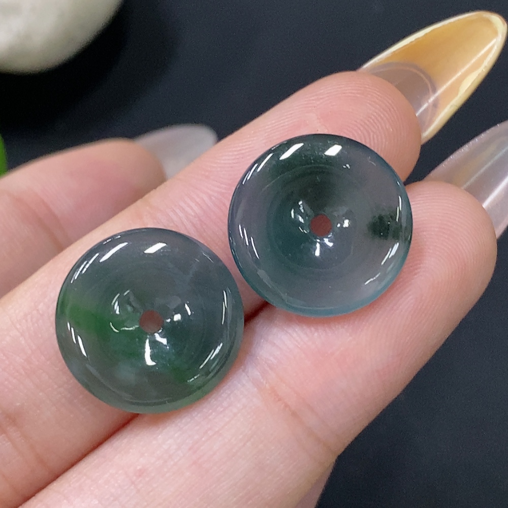 F29416929 Jadeite Pendant Sell as a Lot