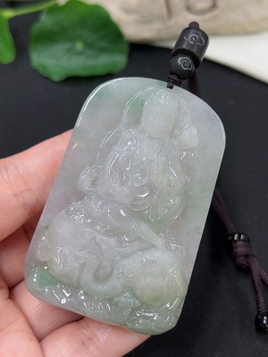 F46548114 翡翠普贤菩萨挂件 货品总重约73.02克（含绳重）