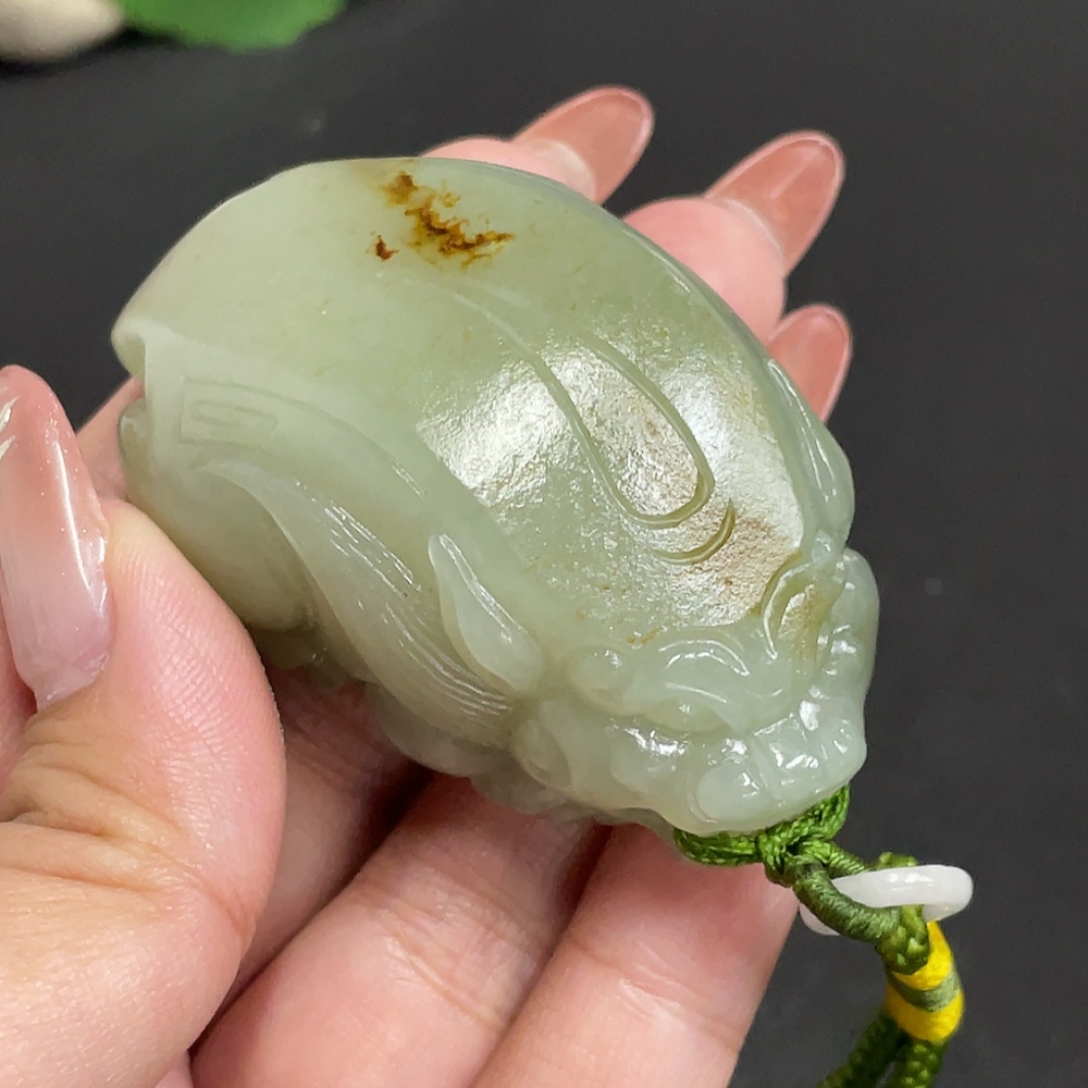 H34054813 Hetian Jade Seed Material Handheld Piece Auspicious Beast