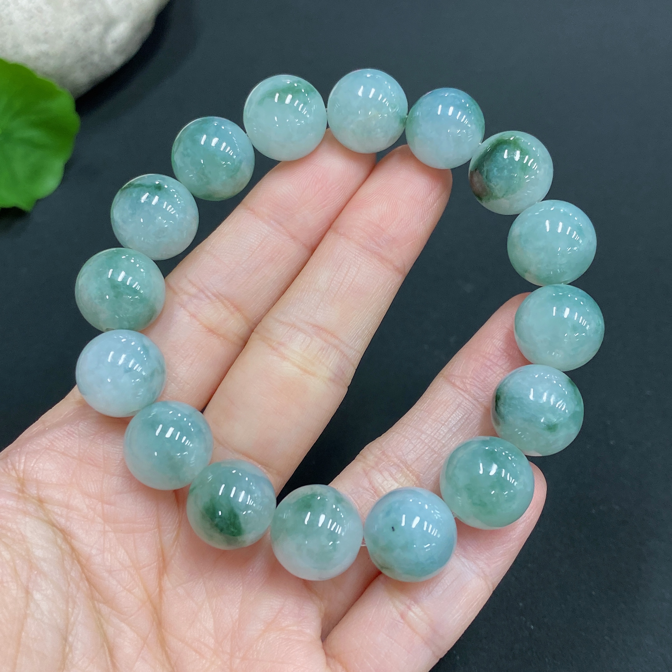 F21326642 Jadeite Bracelet    Approx. 12.5mm    Total Weight 54.604g