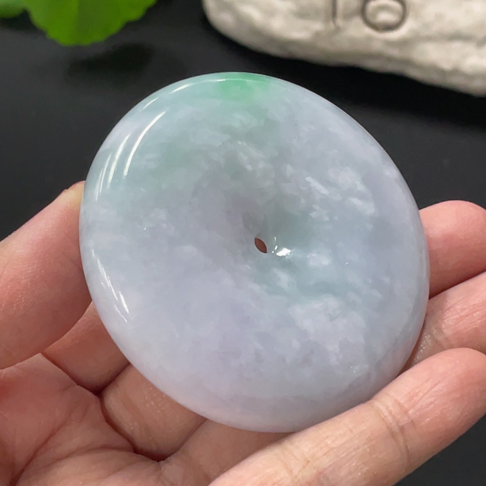 F33874347 JadeitePeace Pendant