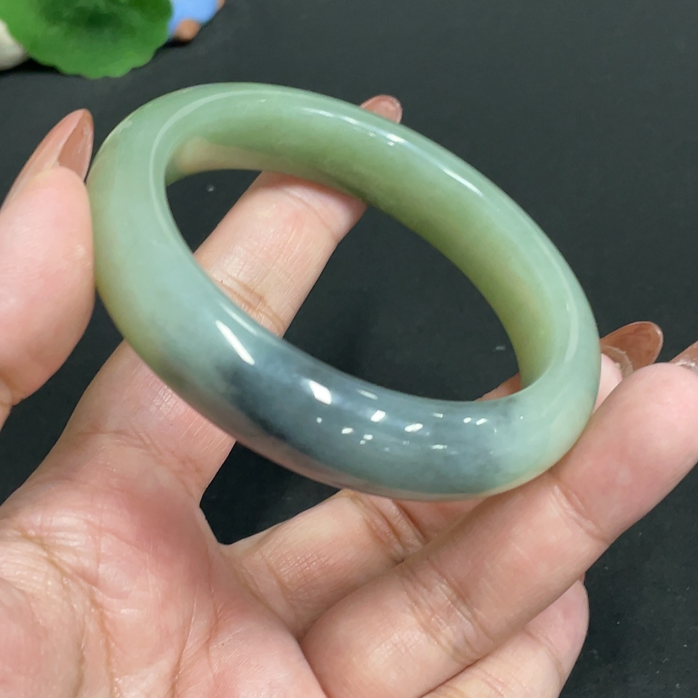 H34055049 Hetian Jade Round Bracelet Size 56.4 Total Weight Approx. 64.3g
