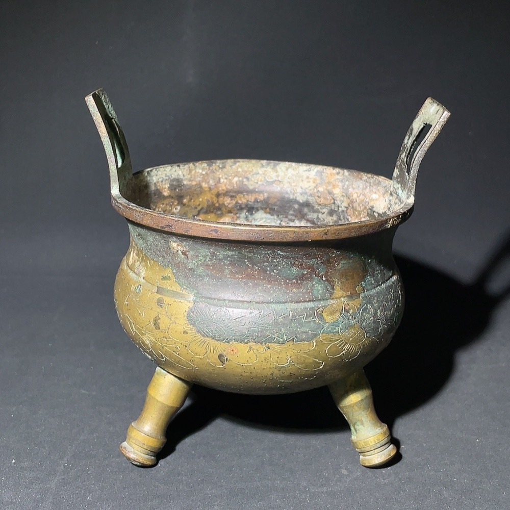 W28238912 Miscellaneous Late Qing and Republic Period Three-legged Double-handled Copper Incense Burner with Floral Engravings