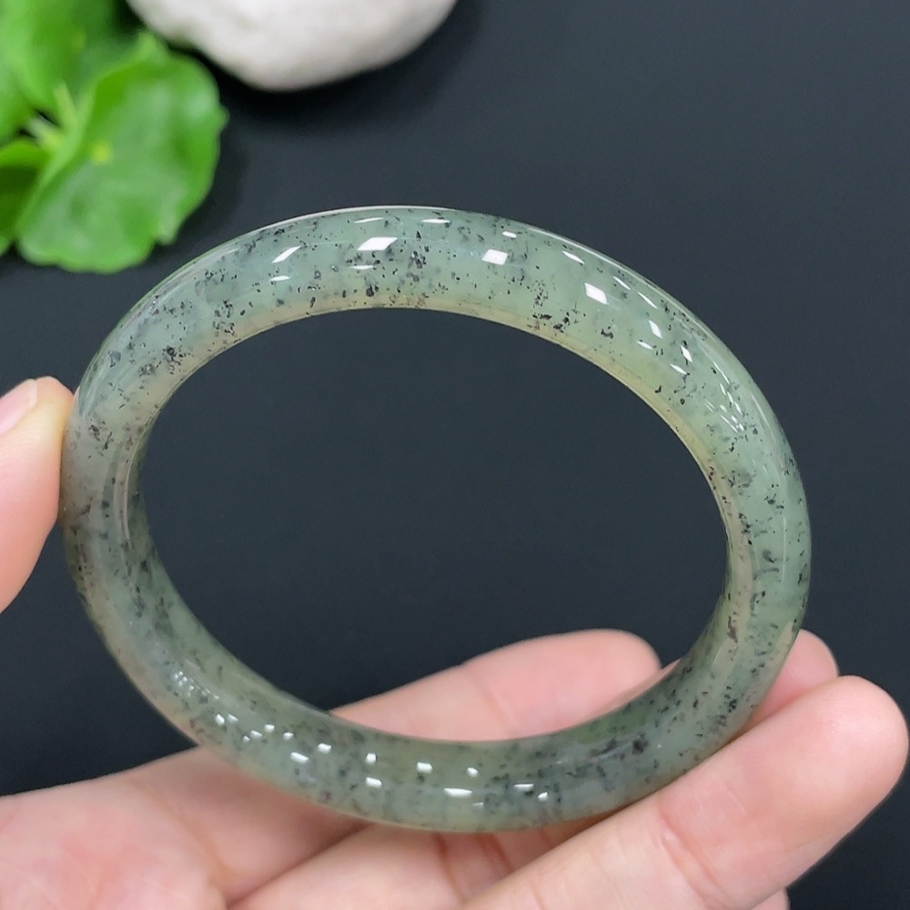H26942179 Hetian Jade Round Bracelet Size 52.3 Total Weight Approx. 28.5g