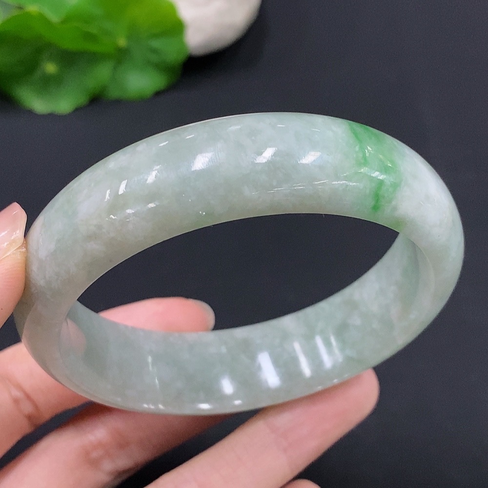 F29336139 Jadeite Round Bangle Total Weight Approx. 74.7g Size 60.2
