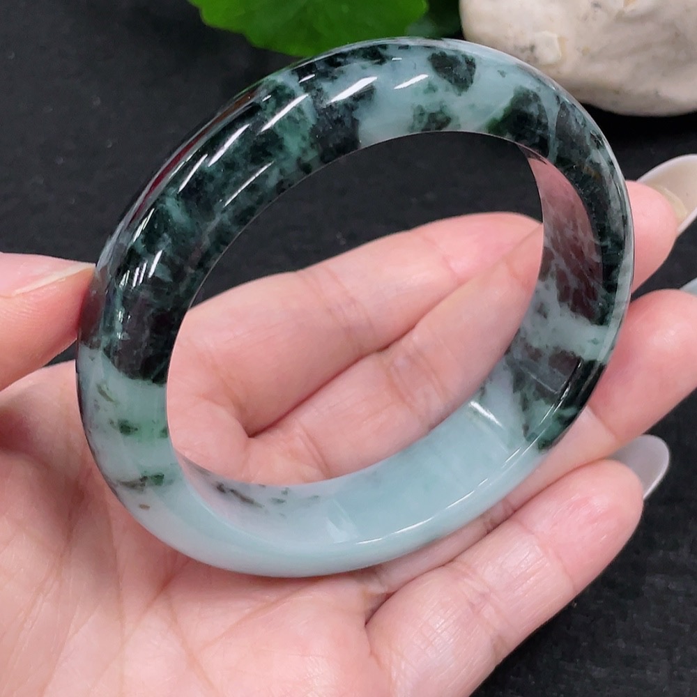 F33899740 Jadeite Round Bangle Size 55.7 Total Weight Approx. 57.3g (Including Other Mineral Components)