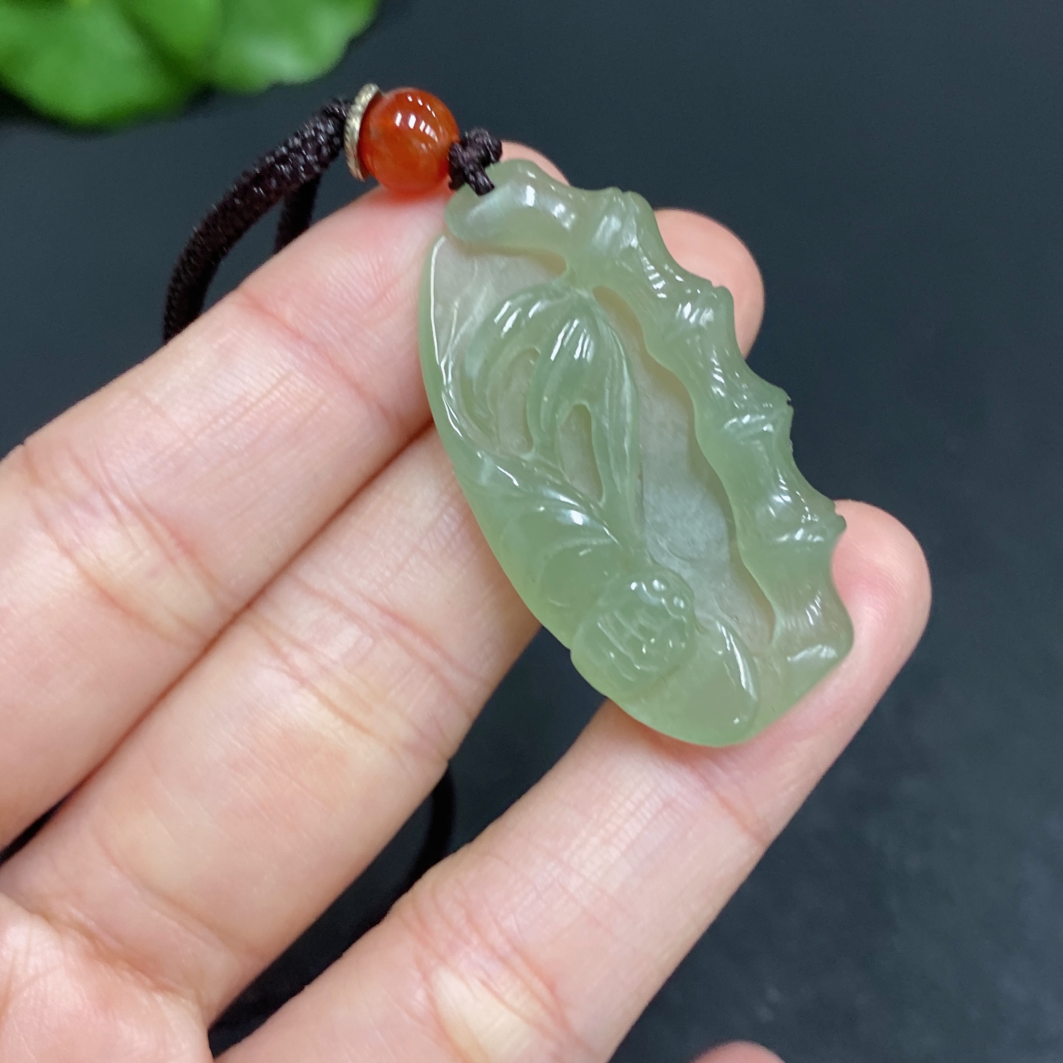 H33860104 Hetian Jade Pendant Bamboo Joint