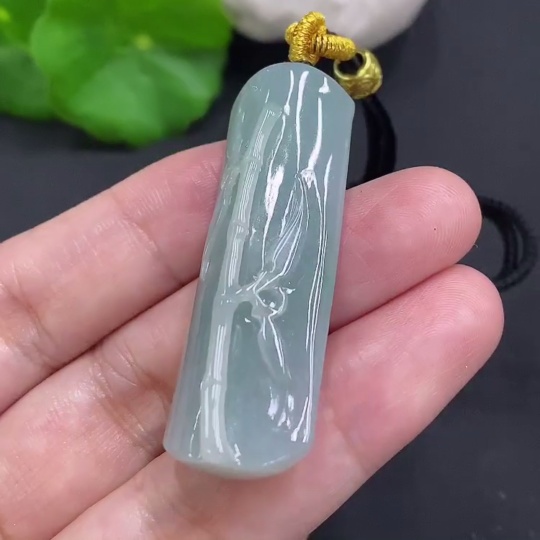 F30570311 Jadeite Ascending Bamboo Pendant