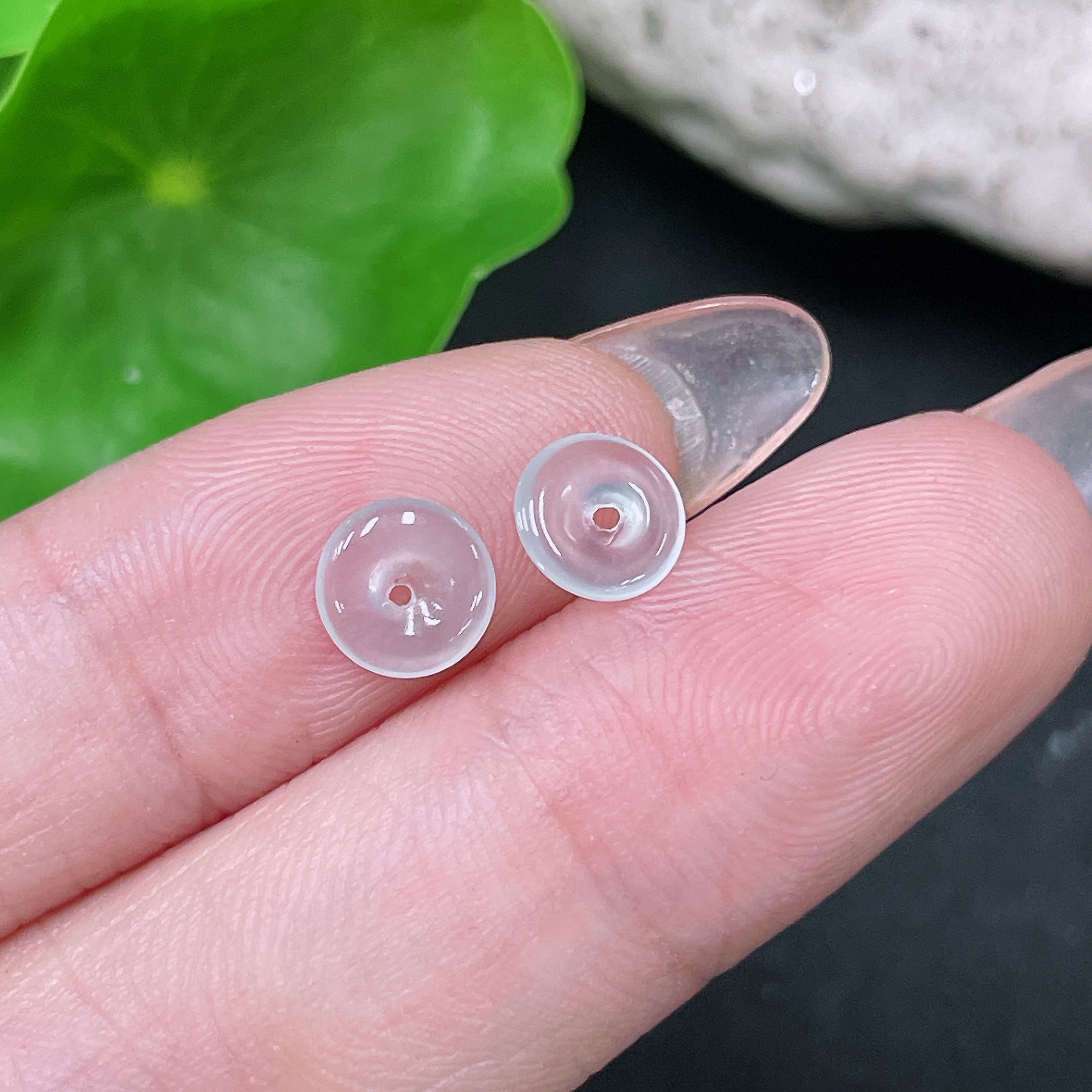 F34985013 Jadeite Pendants Sell as a Lot