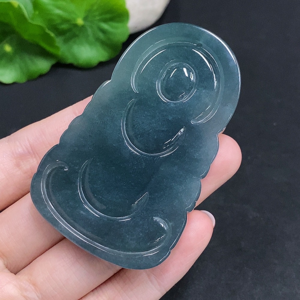 F34968171 Jadeite Guanyin Pendant Total Weight Approximately 53.3 Grams