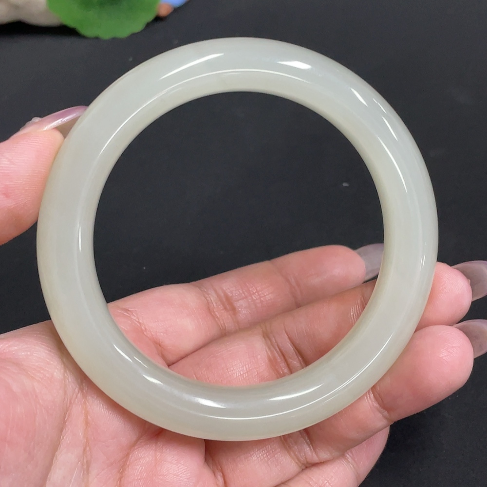 H33931939 Hetian Jade Round Bracelet Size 61 Total Weight Approx. 66.2g