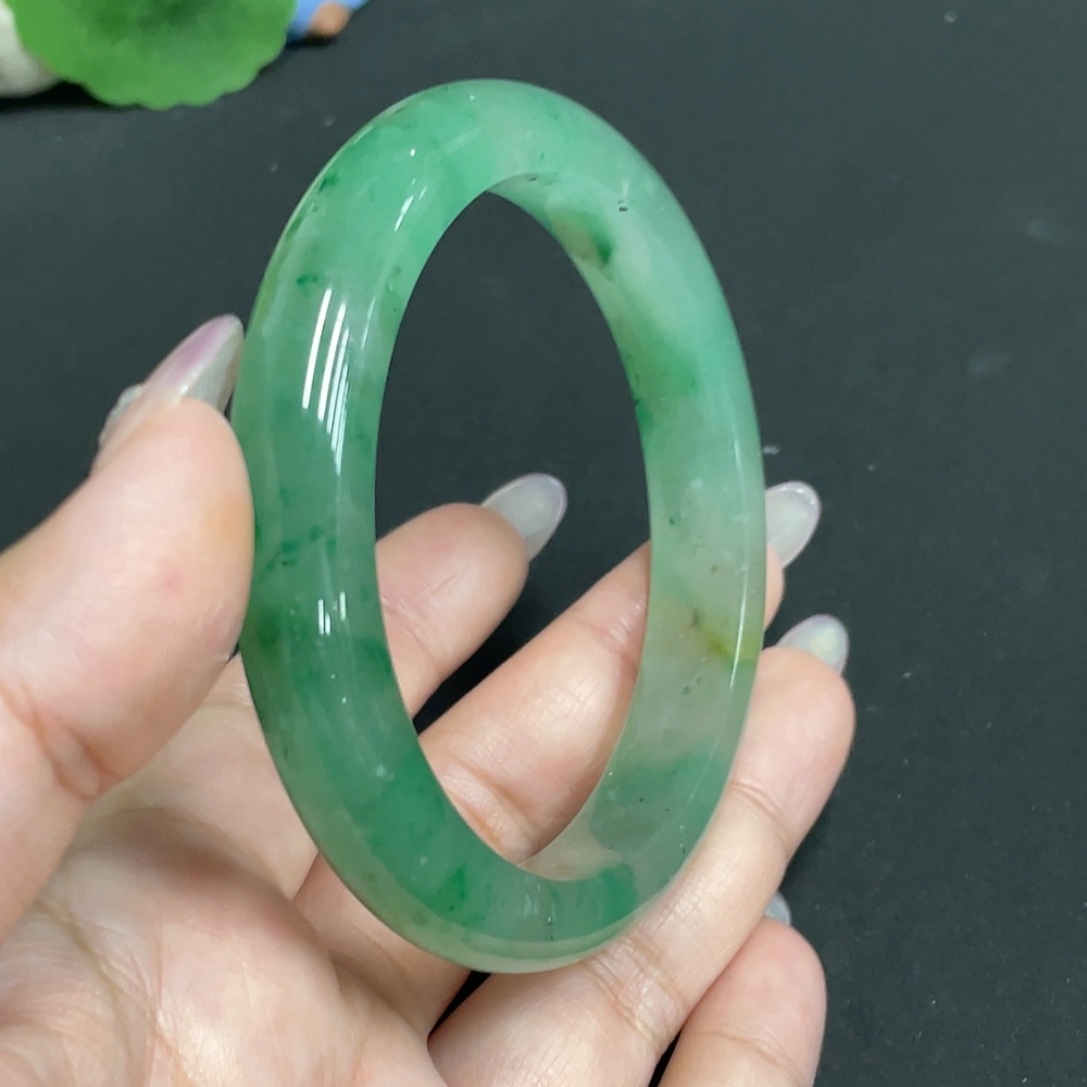 H34955375 African Emerald (Dulong Jade) Regular Bracelet