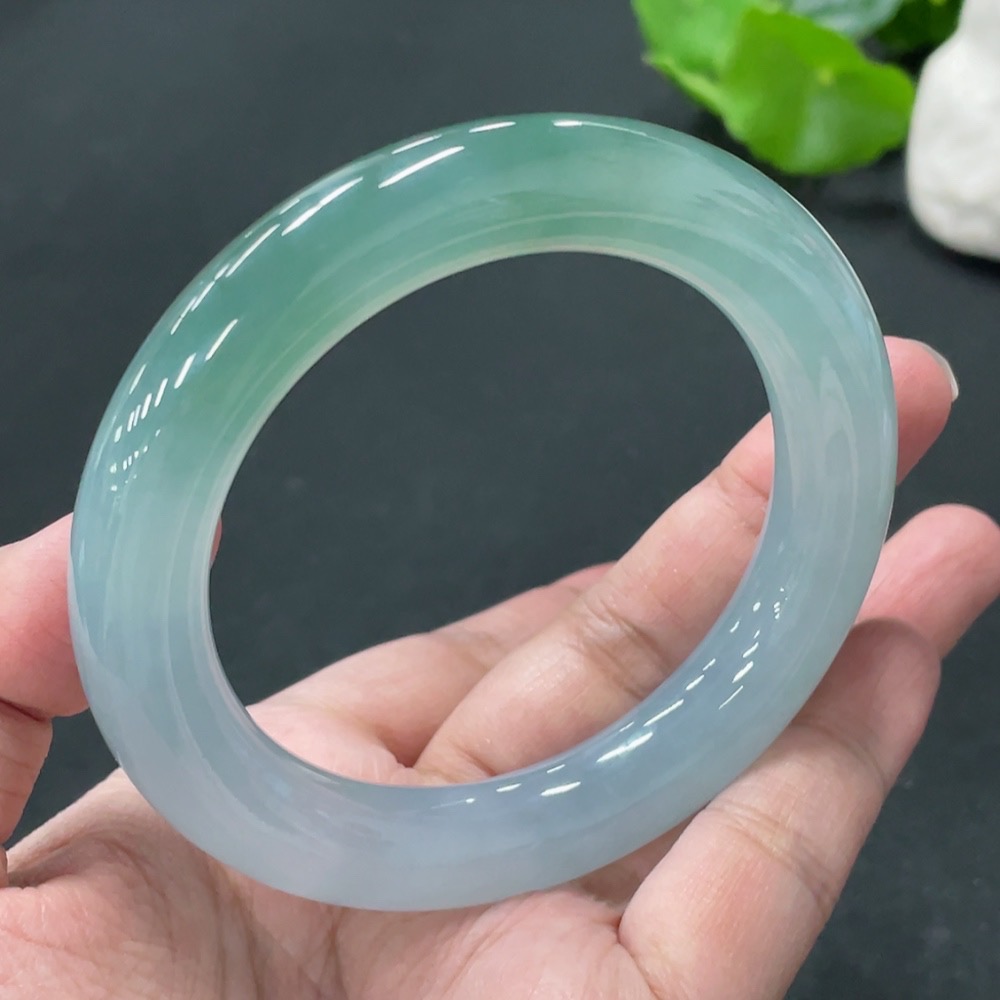 F34019582 Jadeite Round Bangle Size 57.5mm Total Weight Approx. 85.59g
