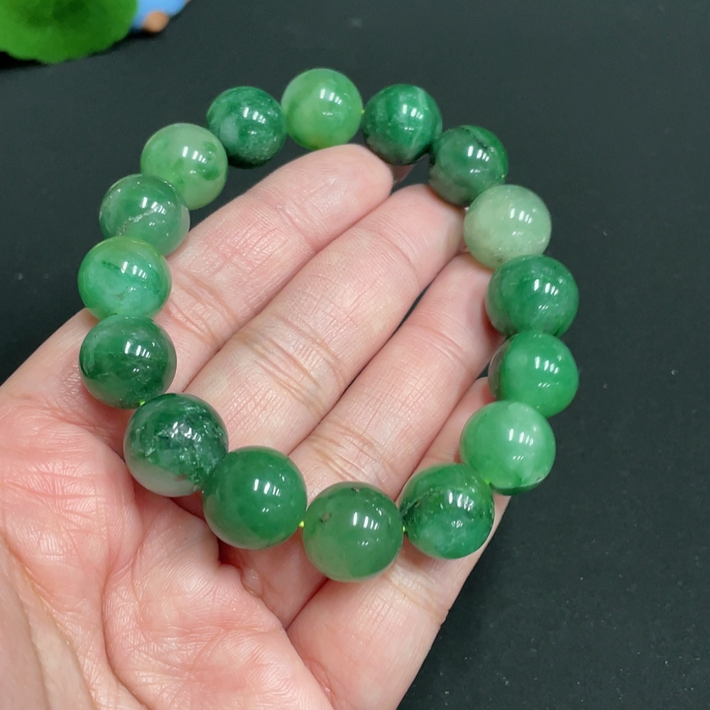 H26960424 African Emerald (Dulong Jade)