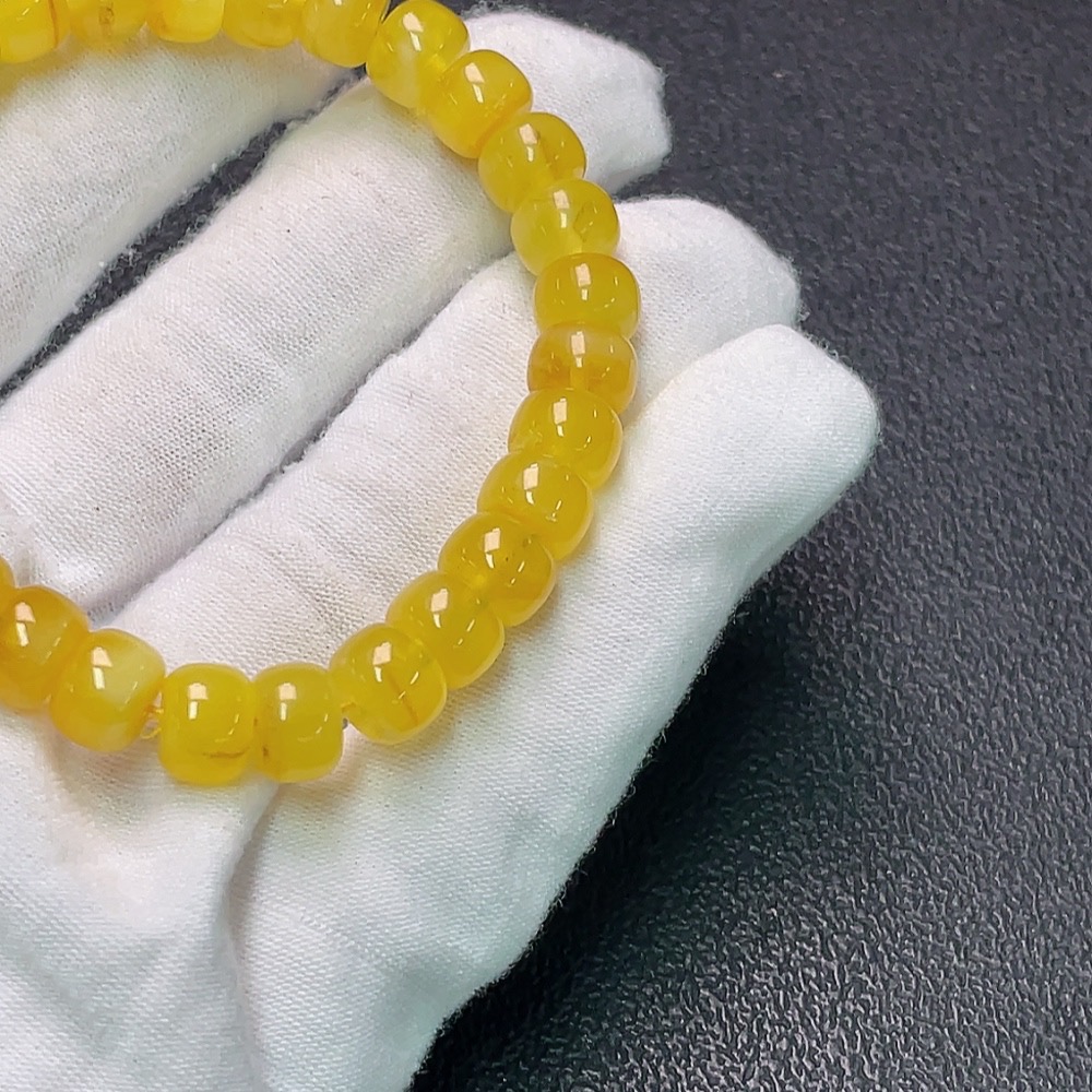 C34950425 Amber Beeswax Bracelet Total Weight Approx. 9.24g Size About 8.4mm