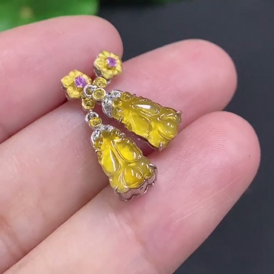 F34962760 yellow color origin undetermined