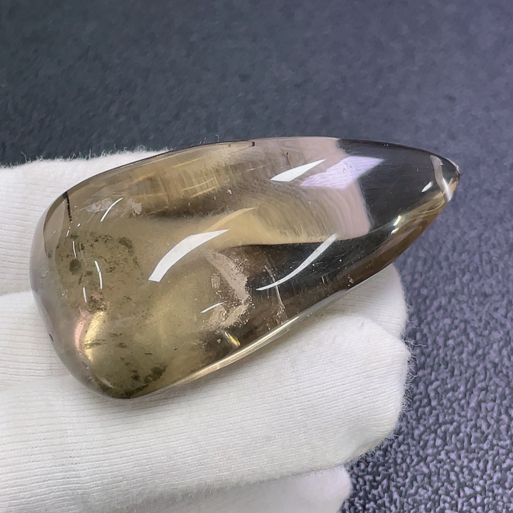 C30533844 Crystal Pendant Total Weight Approx. 55.47g